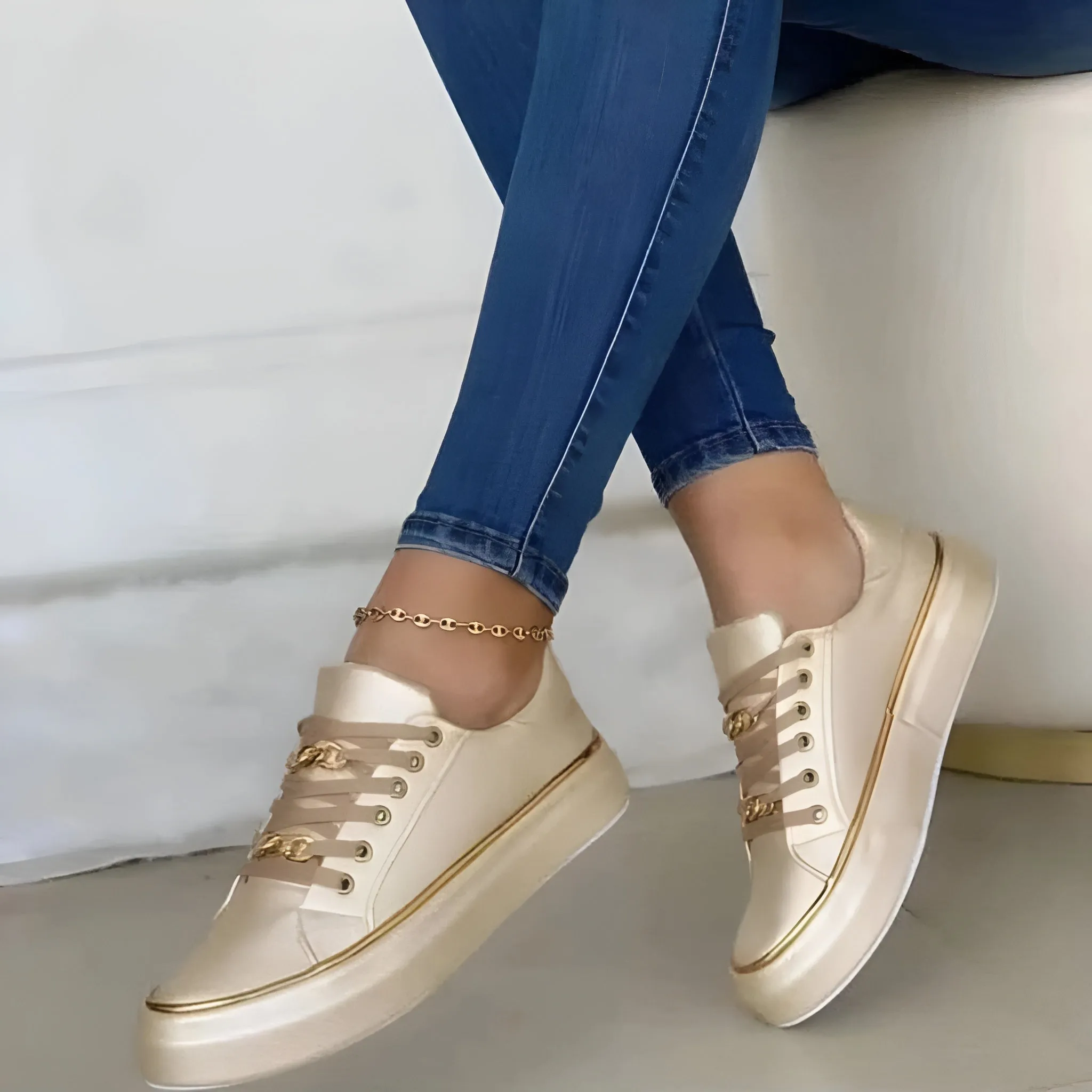 Clara - Elegant Sneakers