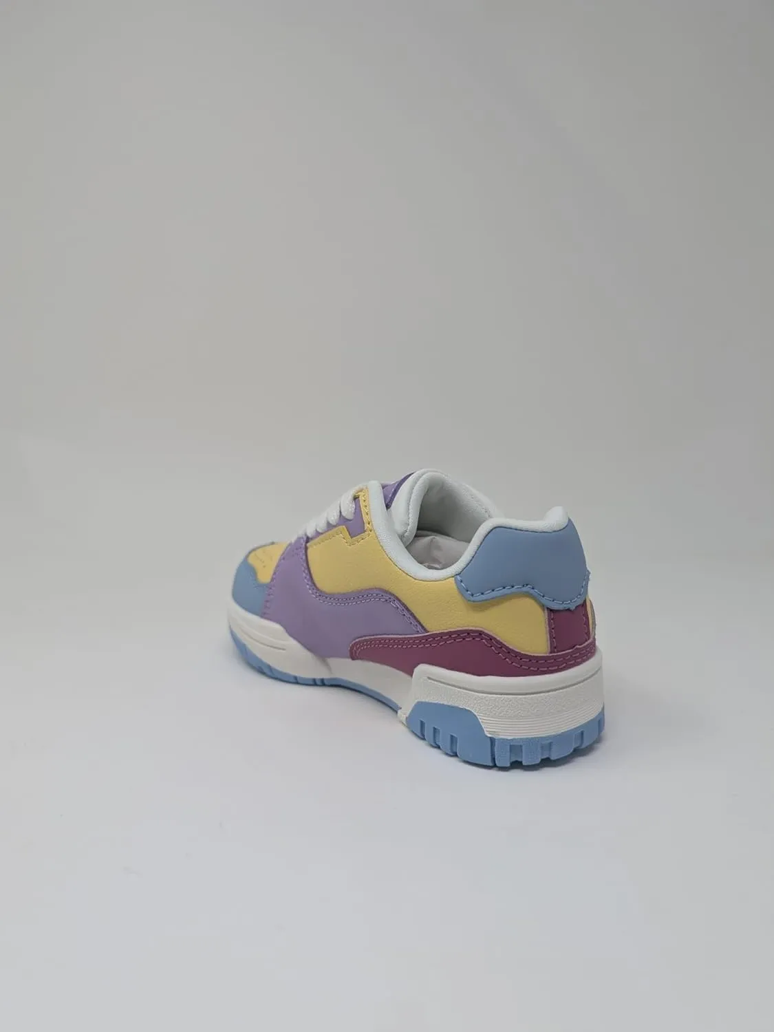 Forever Link Girl's Round Toe Cushioned Low Top Lace Up Sneaker Rich-35K