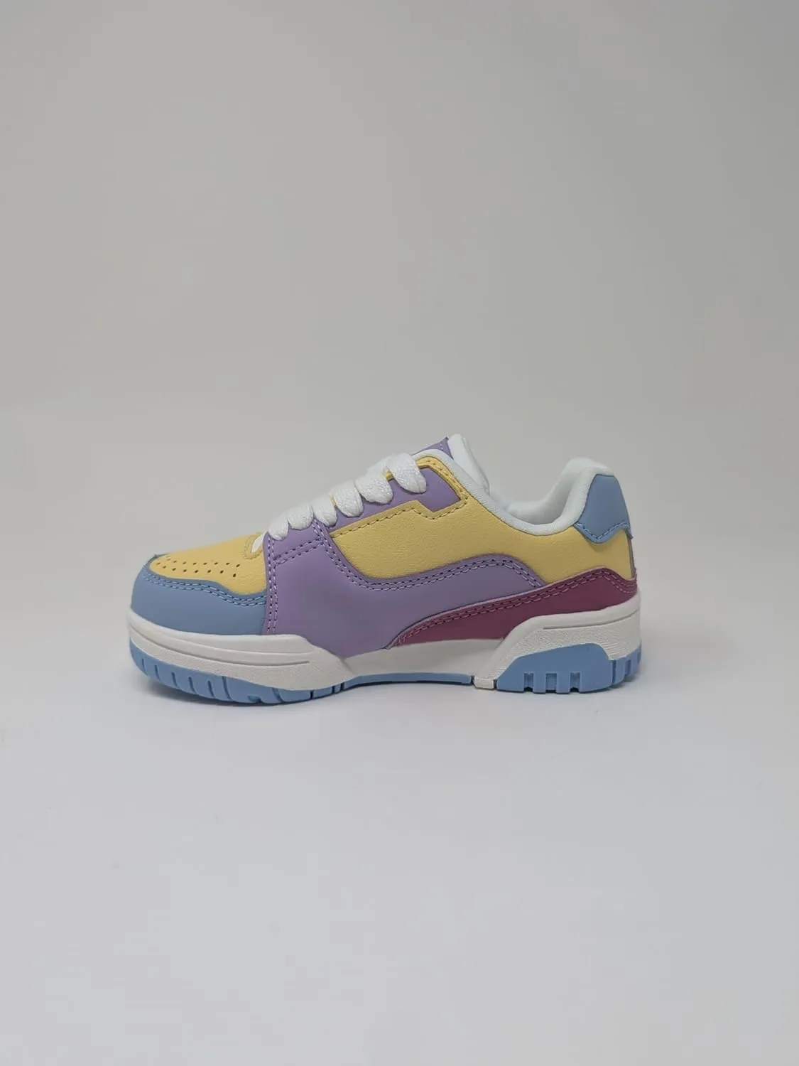 Forever Link Girl's Round Toe Cushioned Low Top Lace Up Sneaker Rich-35K