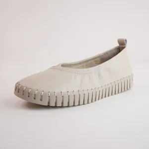 Heaton Milk/ Milk Ballet Flats