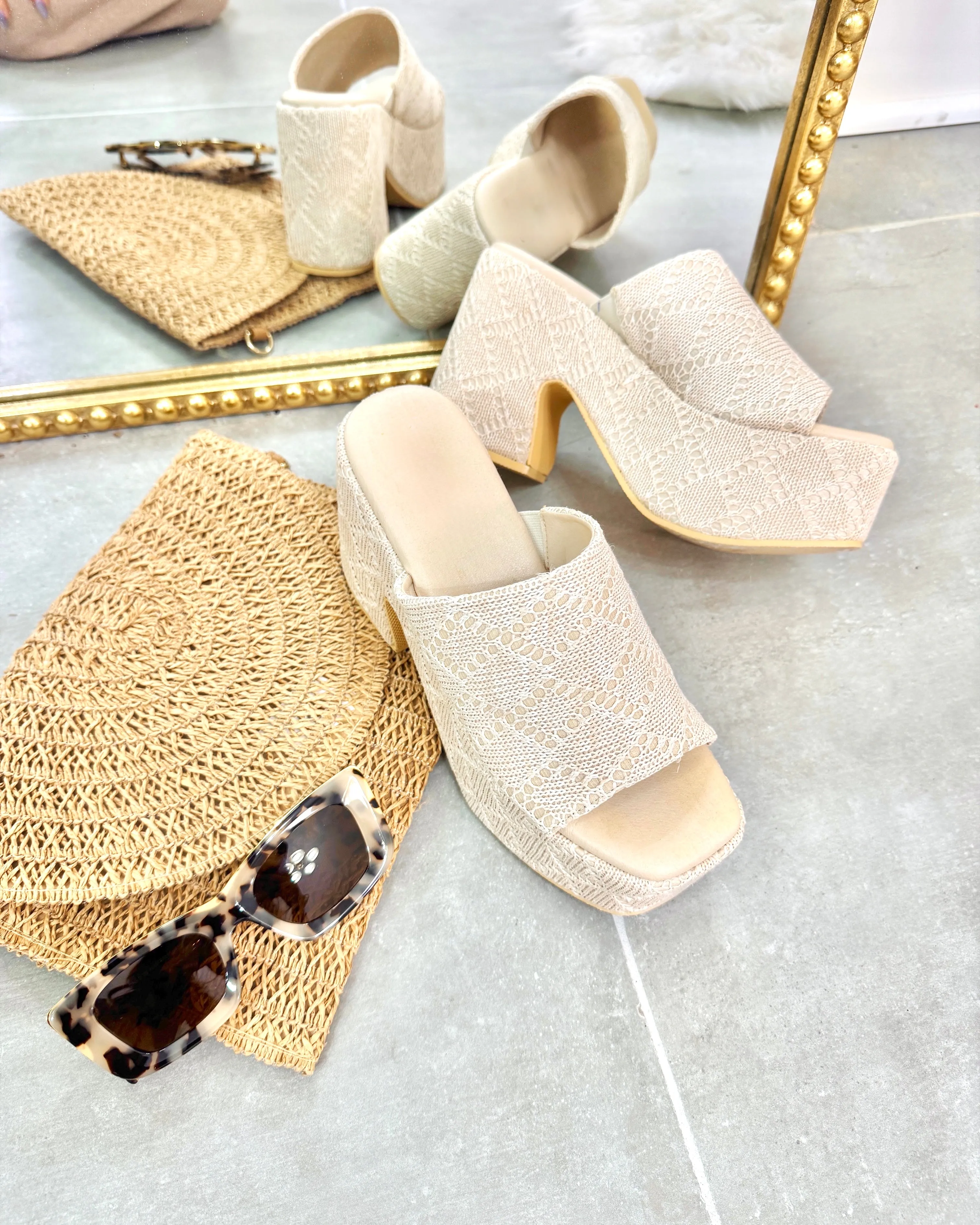 Matisse Como Chunky Raffia Platform Sandals