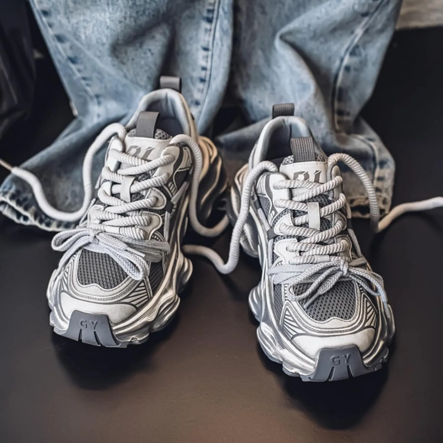 Men's Fashion Breathable Mesh Chunky Platform Lace Up Sneakers Casual Trendy Non Slip Round Toe Walking Tennis Shoes Dad Sneakers