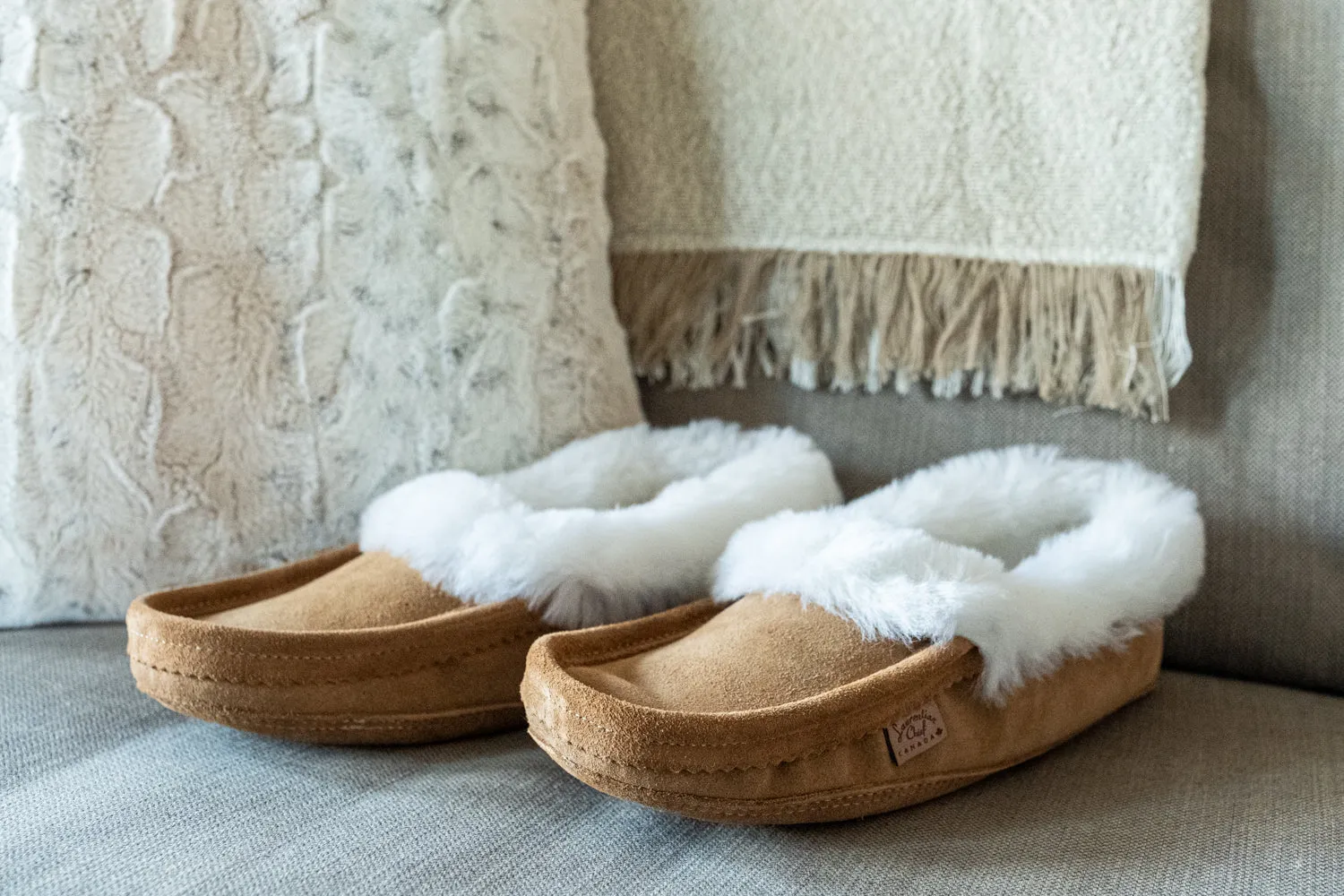 Men's Sheepskin Moccasins