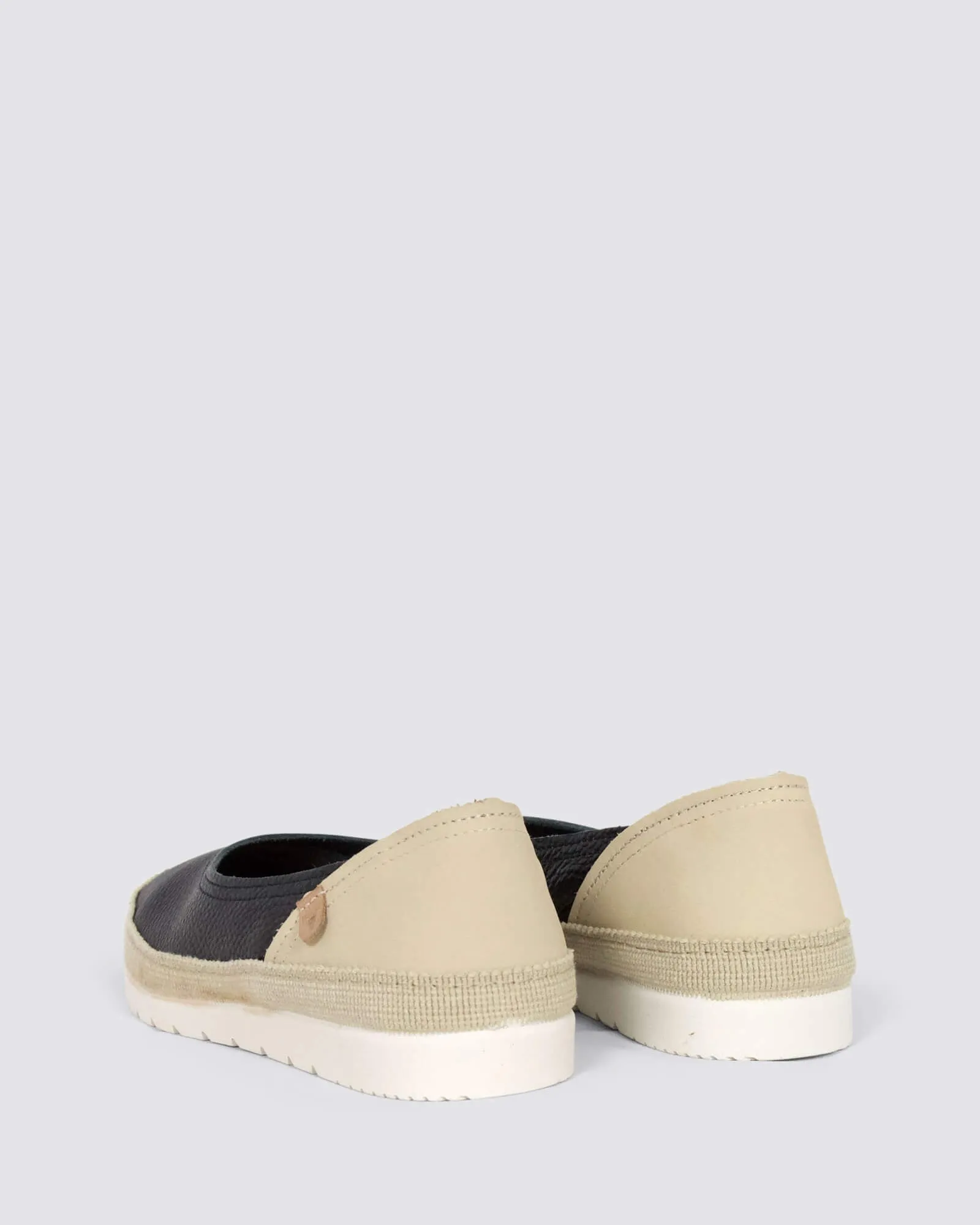 NOELIA FLATS BLACK LEATHER