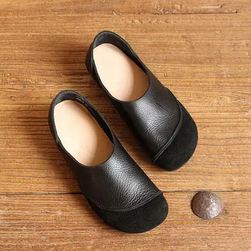 SOCOFY Soft Leather Slip On Pattern Match Casual Flat Shoes