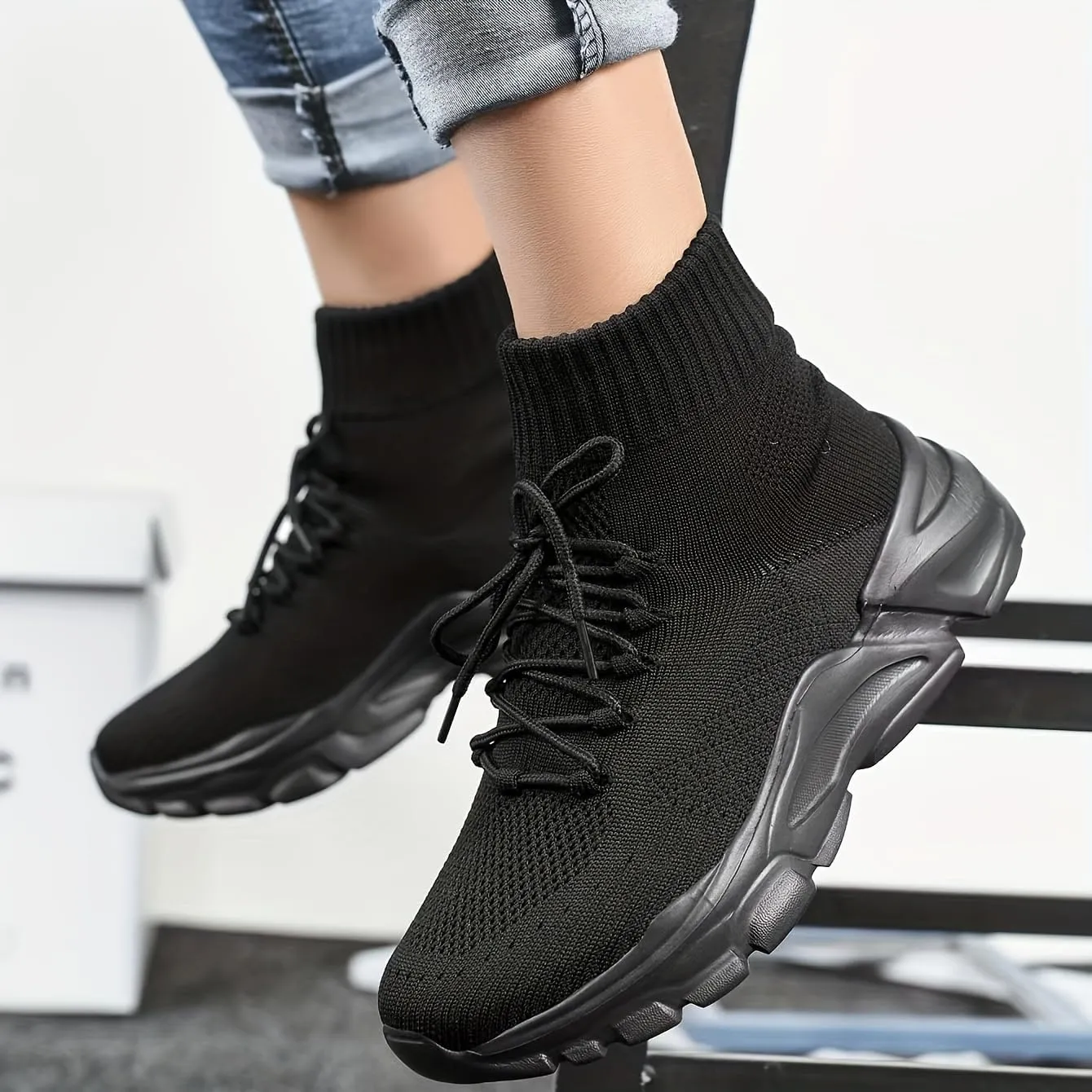 Women's Running Shoes Breathable Lightweight Comfortable Ultralight Fashion Sneakers Non-Slip Support Walking Shoes Walking Gym Workout Casual Shoes